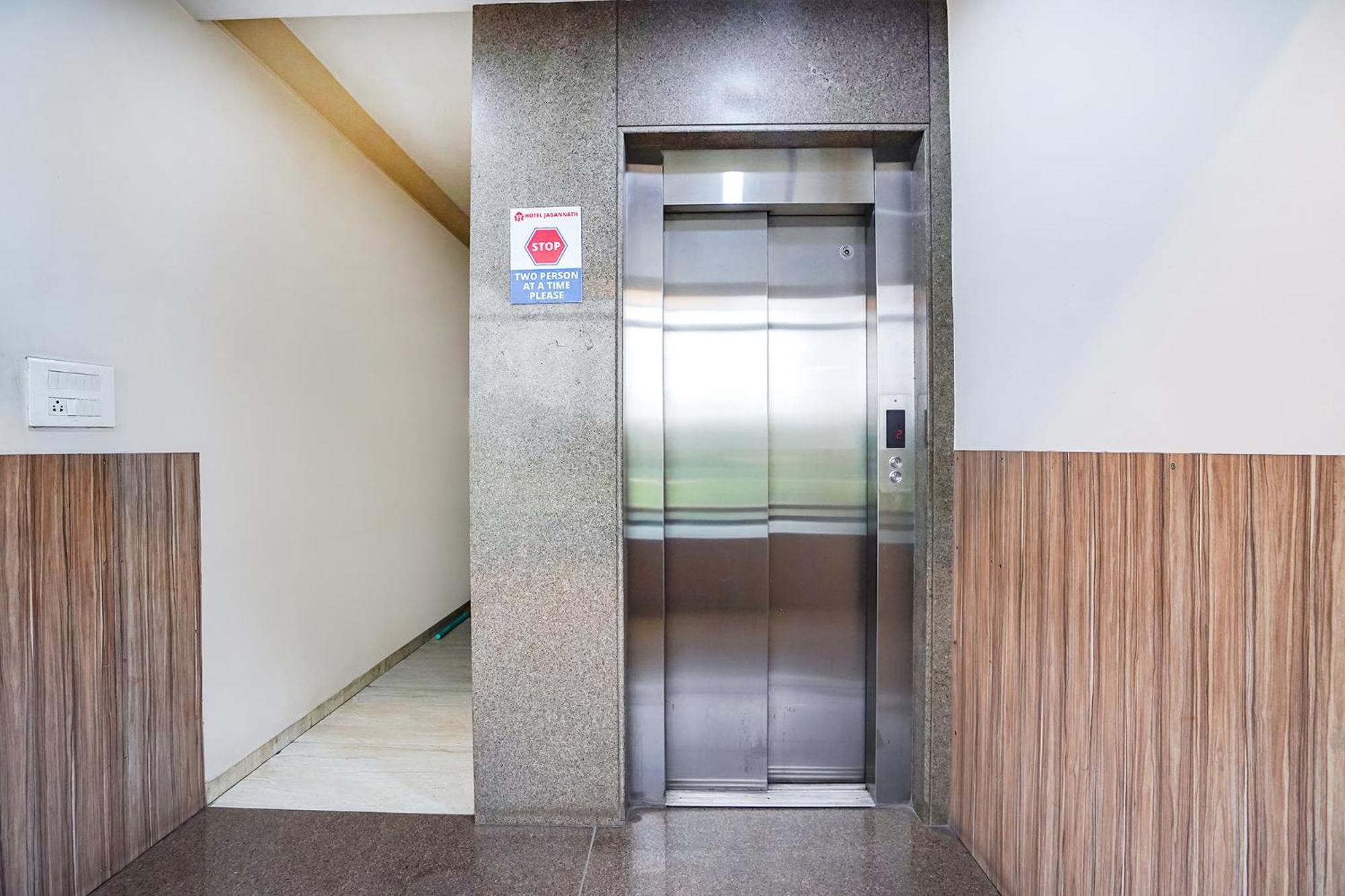 Fabhotel Jagannath - Nr Platinum Hospital, Sitabuldi Nagpur Luaran gambar